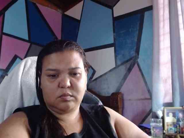 beautifulchubbyqueen webcam