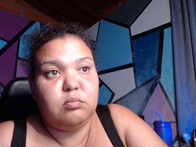 beautifulchubbyqueen webcam