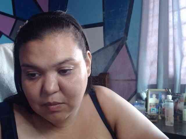 beautifulchubbyqueen webcam