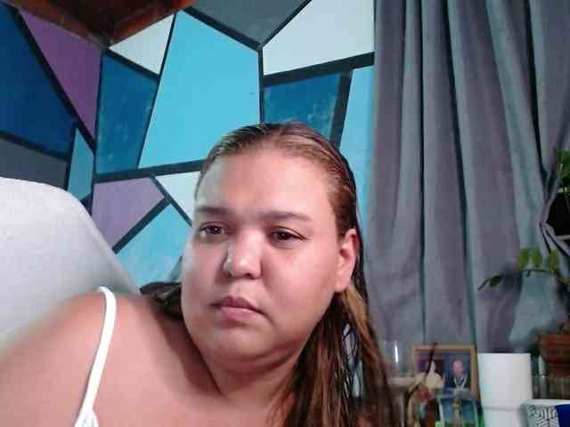 beautifulchubbyqueen webcam
