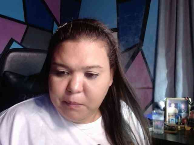 beautifulchubbyqueen webcam