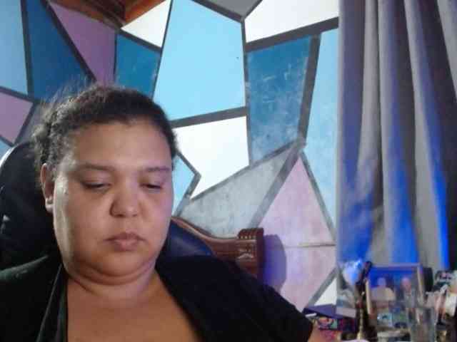 beautifulchubbyqueen webcam