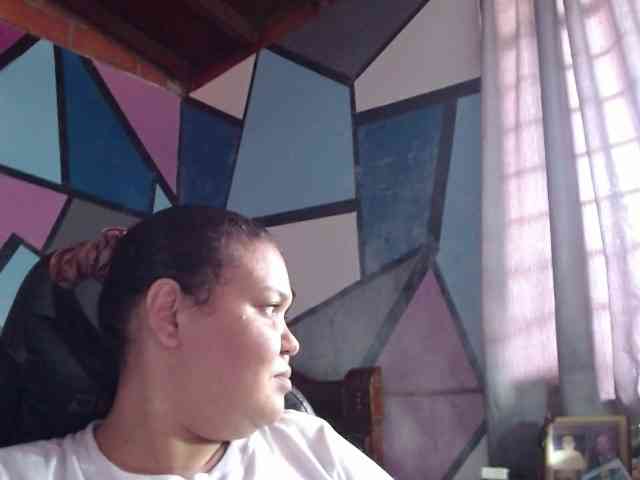 beautifulchubbyqueen webcam