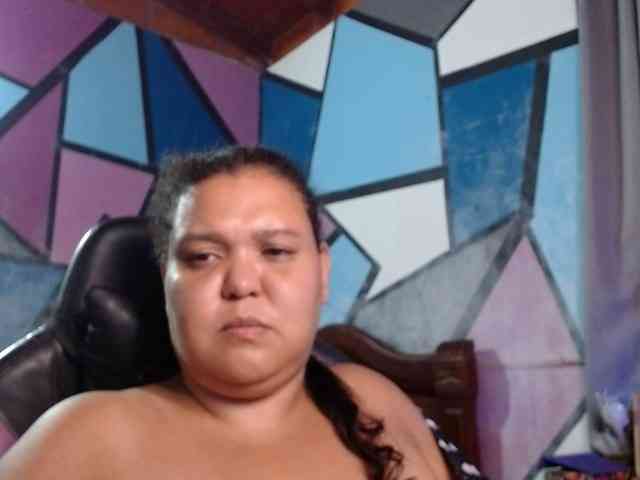 beautifulchubbyqueen webcam