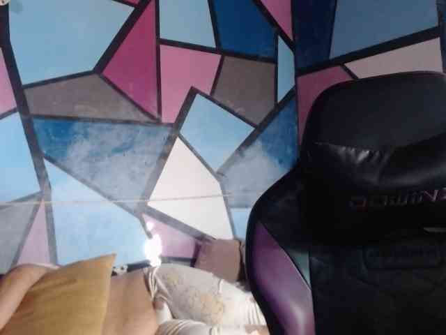 beautifulchubbyqueen webcam