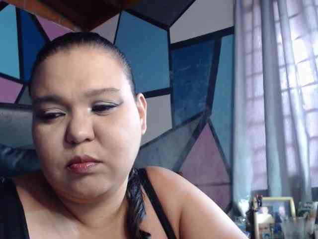 beautifulchubbyqueen webcam
