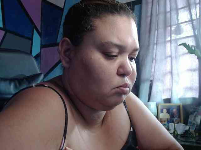 beautifulchubbyqueen webcam