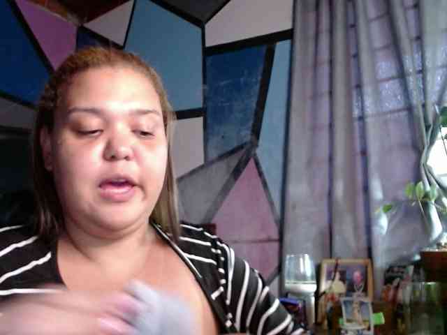 beautifulchubbyqueen webcam