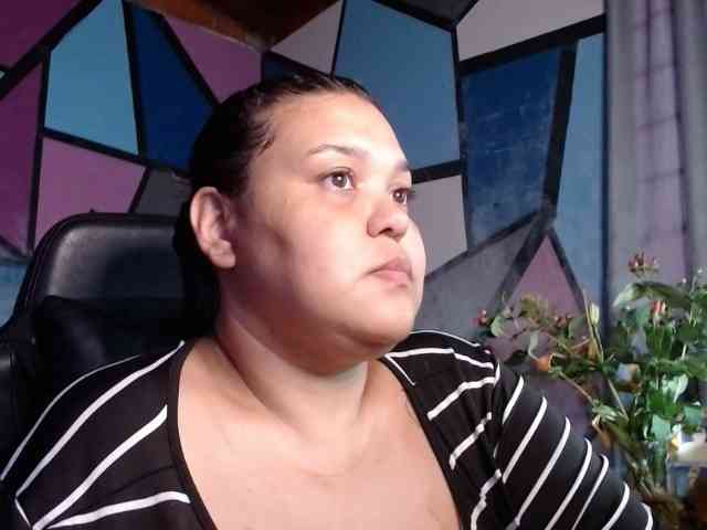 beautifulchubbyqueen webcam