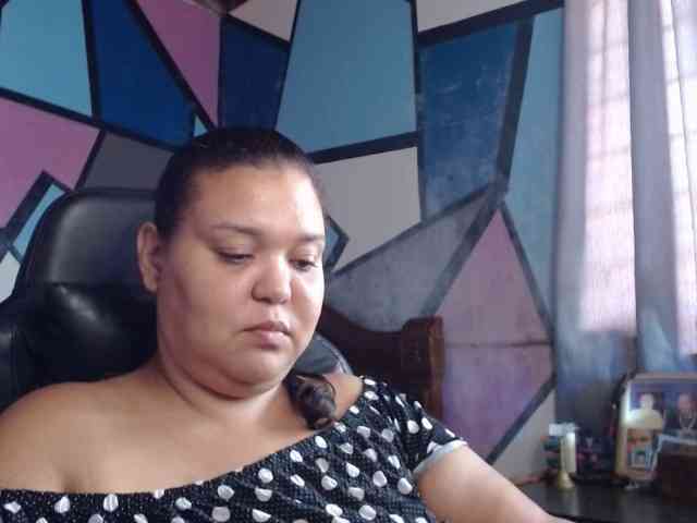 beautifulchubbyqueen webcam