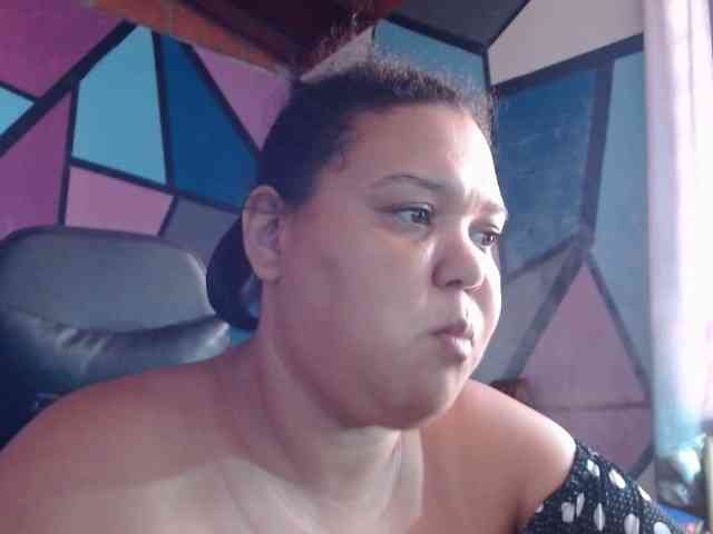 beautifulchubbyqueen webcam