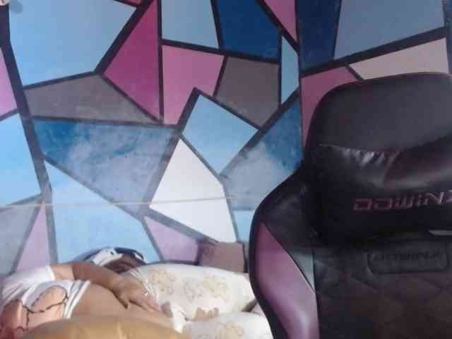 beautifulchubbyqueen webcam