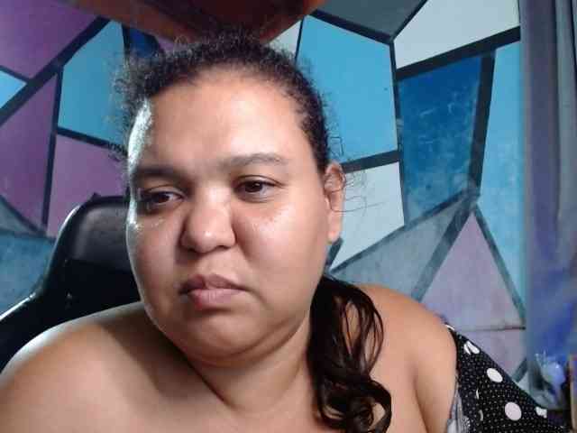 beautifulchubbyqueen webcam
