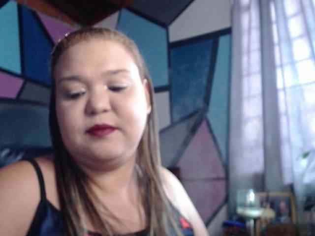 beautifulchubbyqueen webcam