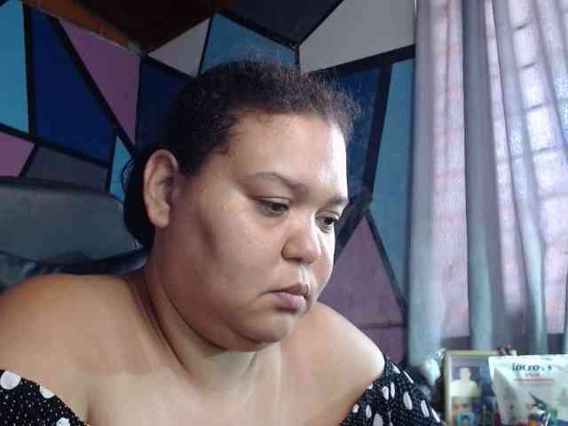 beautifulchubbyqueen webcam