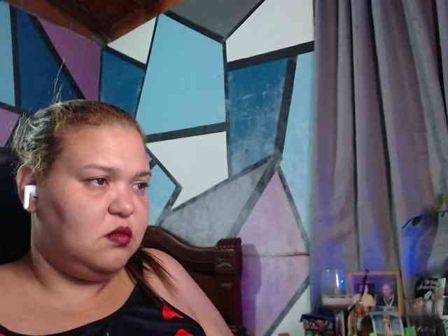 beautifulchubbyqueen webcam