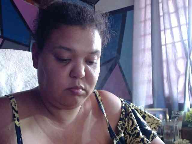 beautifulchubbyqueen webcam