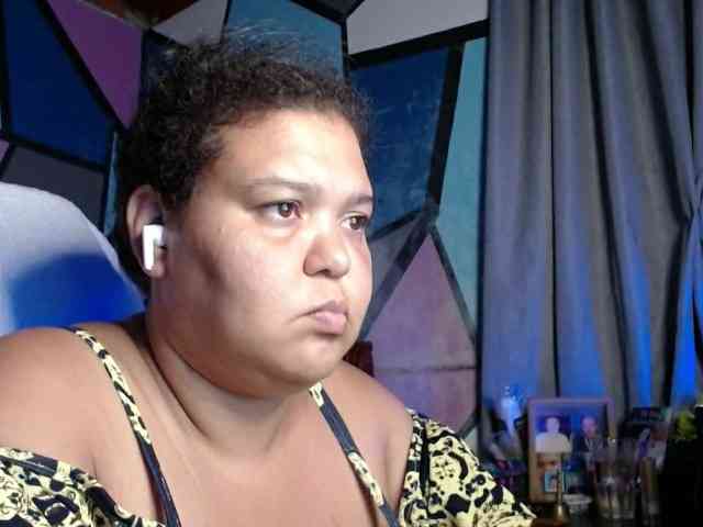 beautifulchubbyqueen webcam