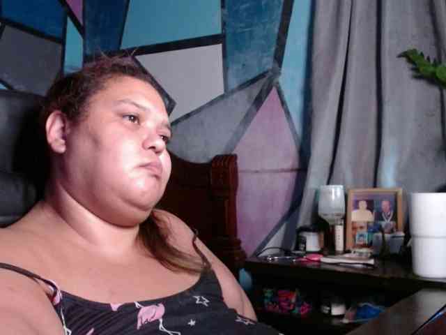 beautifulchubbyqueen webcam