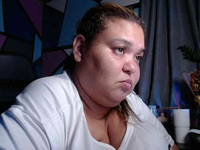beautifulchubbyqueen webcam