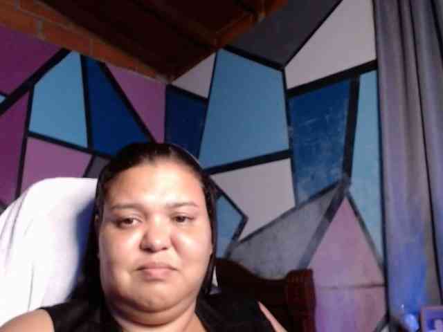 beautifulchubbyqueen webcam