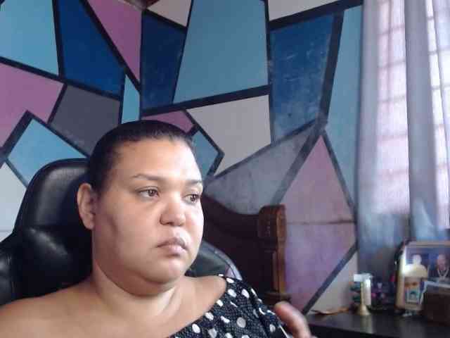 beautifulchubbyqueen webcam