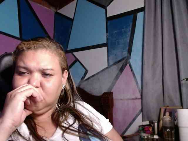 beautifulchubbyqueen webcam