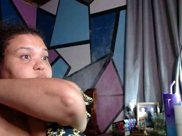 beautifulchubbyqueen webcam