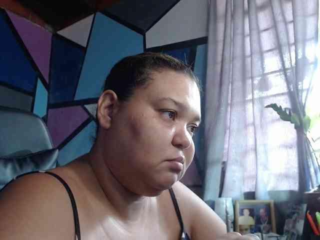 beautifulchubbyqueen webcam