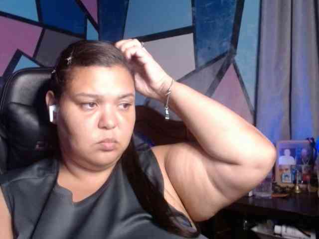 beautifulchubbyqueen webcam