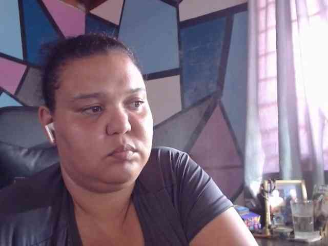 beautifulchubbyqueen webcam