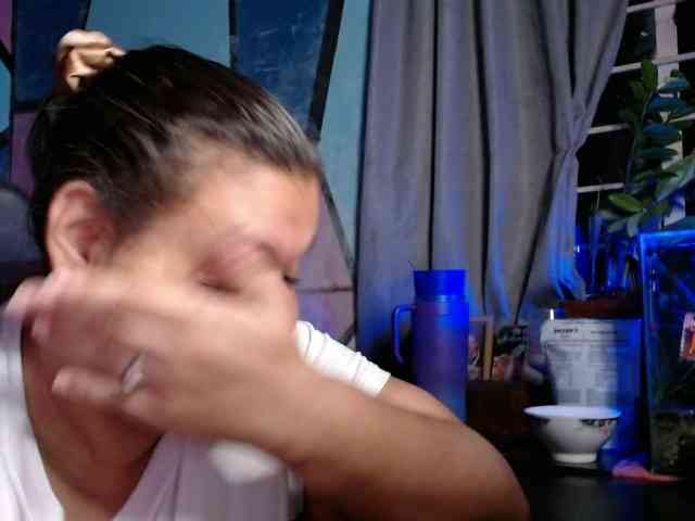 beautifulchubbyqueen webcam