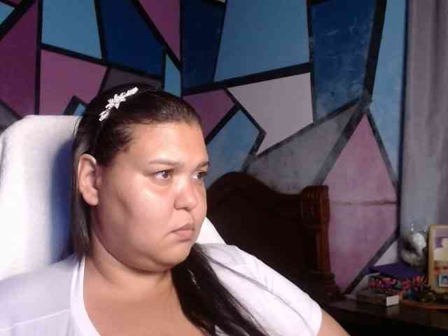 beautifulchubbyqueen webcam