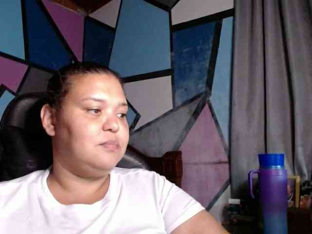 beautifulchubbyqueen webcam