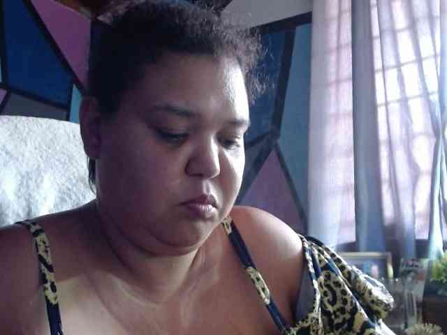 beautifulchubbyqueen webcam