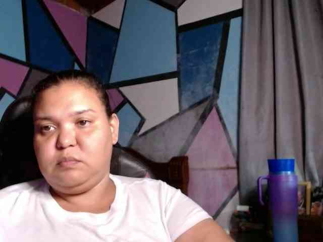 beautifulchubbyqueen webcam