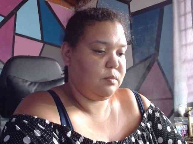 beautifulchubbyqueen webcam