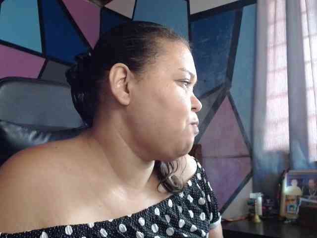 beautifulchubbyqueen webcam