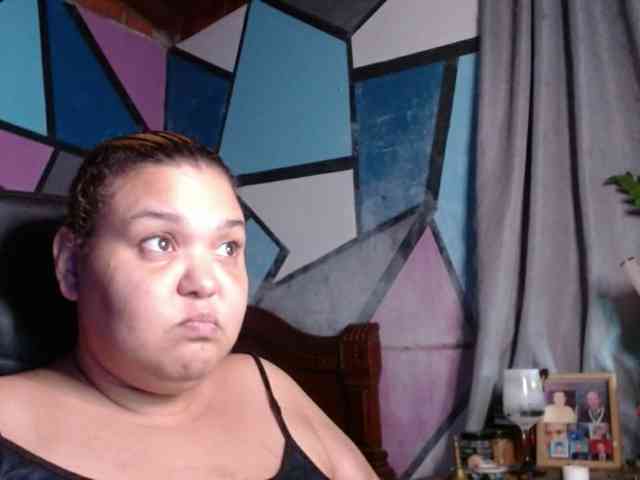 beautifulchubbyqueen webcam