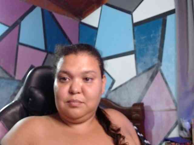 beautifulchubbyqueen webcam