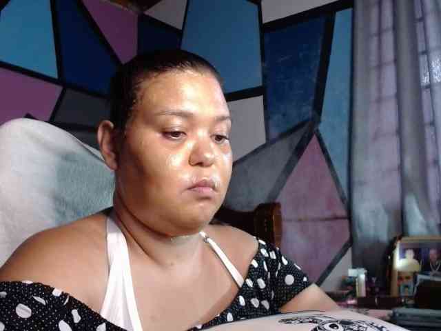 beautifulchubbyqueen webcam