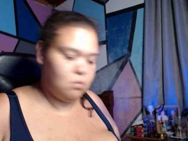 beautifulchubbyqueen webcam