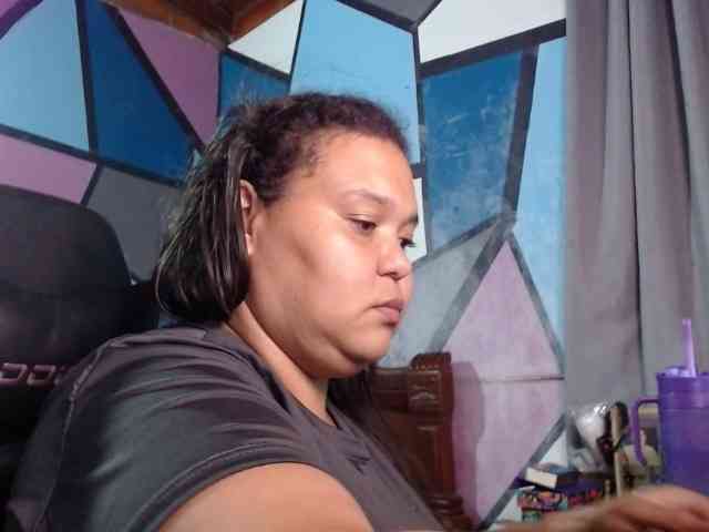 beautifulchubbyqueen webcam