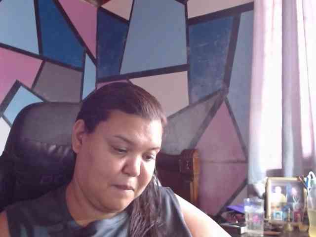 beautifulchubbyqueen webcam