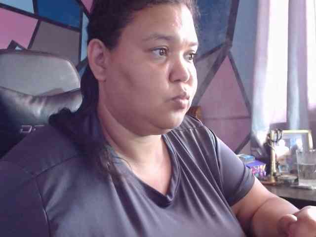 beautifulchubbyqueen webcam
