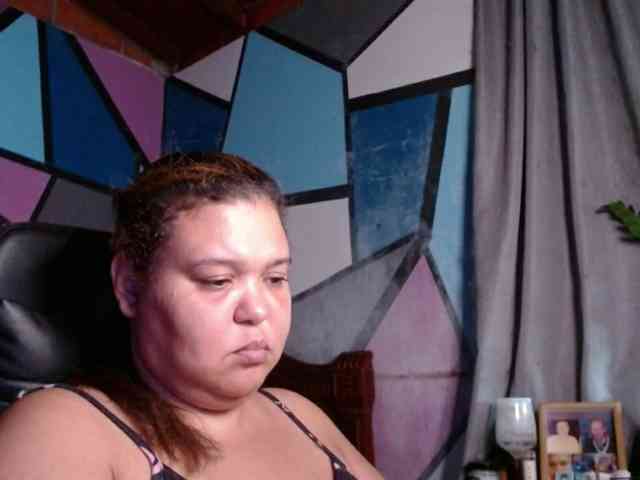 beautifulchubbyqueen webcam