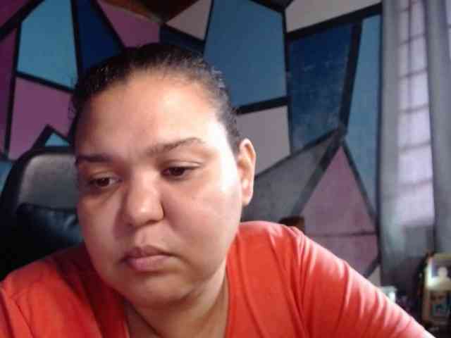 beautifulchubbyqueen webcam