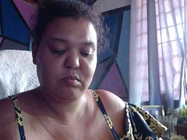 beautifulchubbyqueen webcam