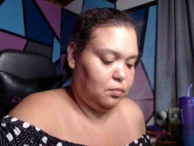 beautifulchubbyqueen webcam