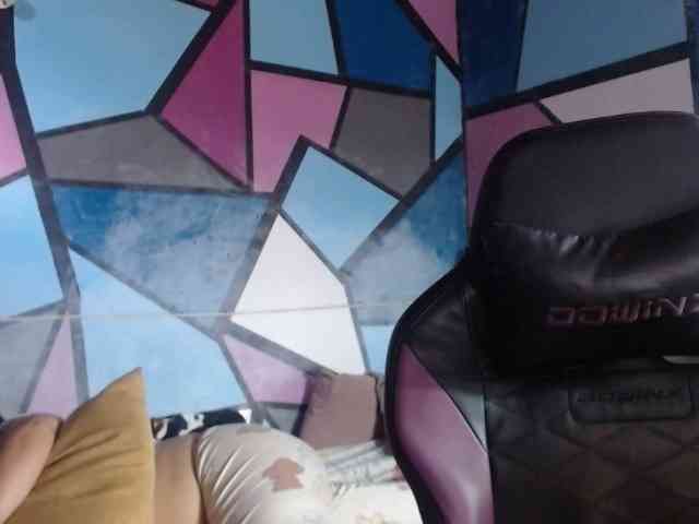 beautifulchubbyqueen webcam